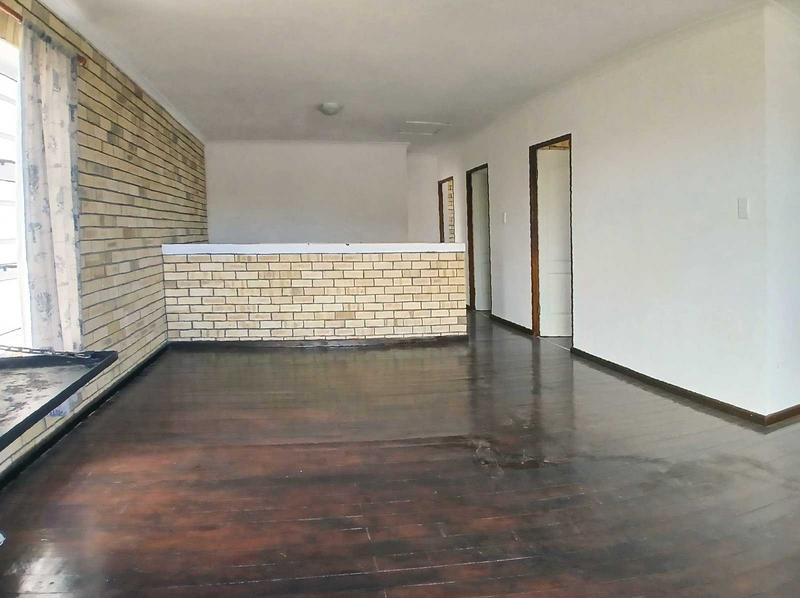 3 Bedroom Property for Sale in Britannia Bay Western Cape